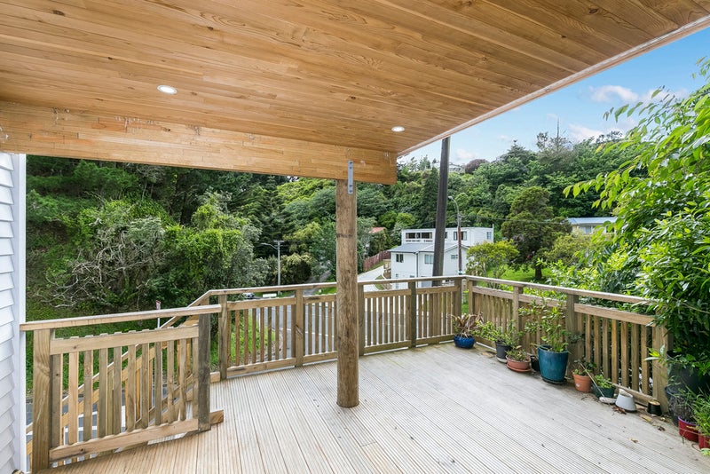 1A Churton Drive, Churton Park, Wellington - Carousel 16
