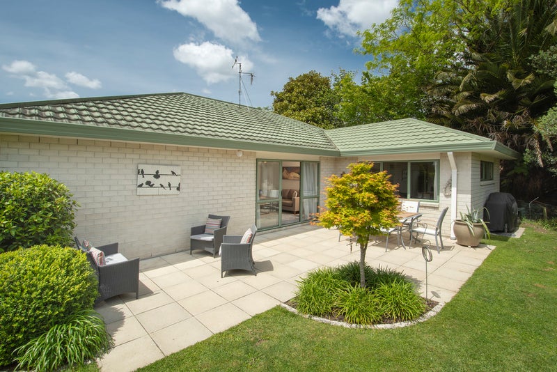 10 Ashmore Court, Bethlehem, Tauranga - Carousel 1