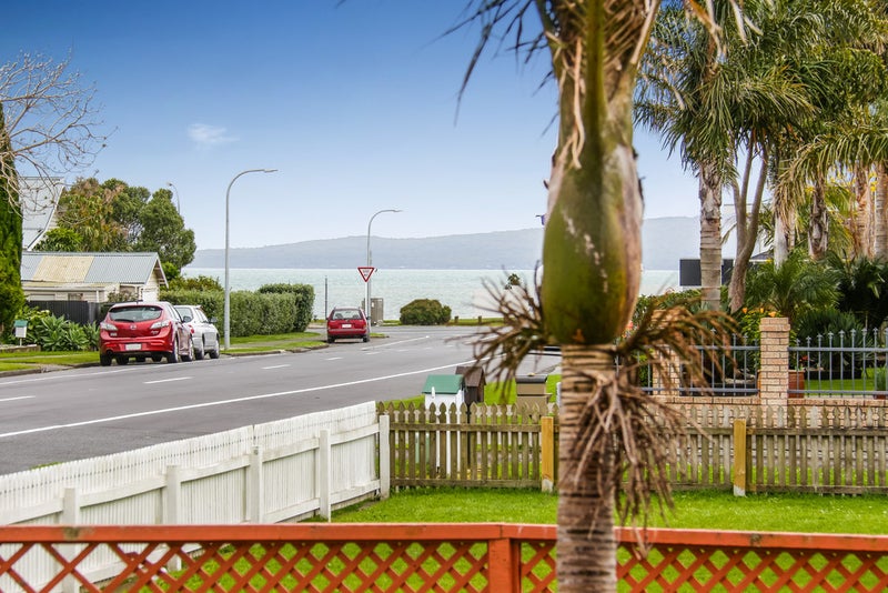 2/14 Hattaway Avenue, Bucklands Beach, Auckland - Carousel 2