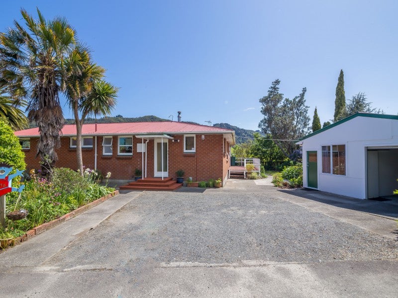 1/17 Clouston Park Road, Clouston Park, Upper Hutt - Carousel 1