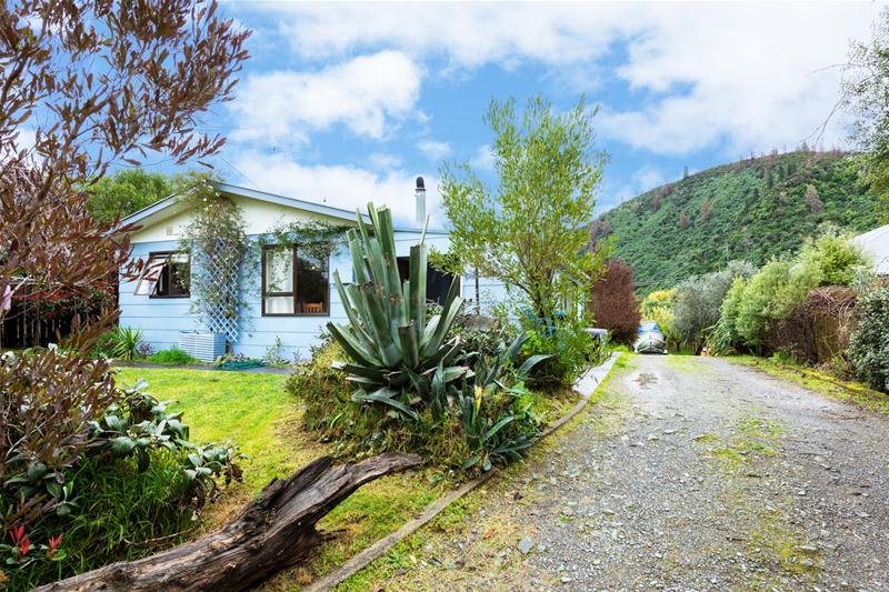 9 Ngaio Street, Rarangi - Carousel 1