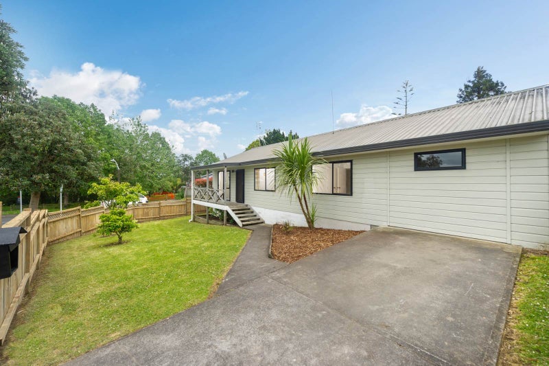 84 Trias Road, Totara Vale, Auckland - Carousel 2