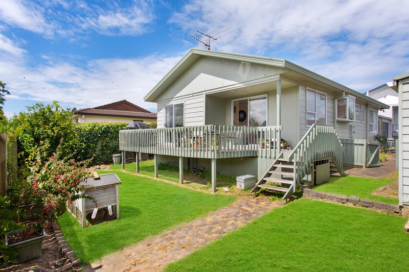 3/5 Myna Place, Clendon Park, Manukau - Carousel 2