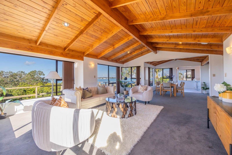 19 Waimana Avenue, Northcote Point, Auckland - Carousel 1