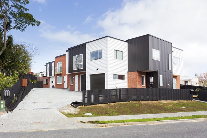 11C Rangitiki Crescent, Lynfield, Auckland - Carousel 2