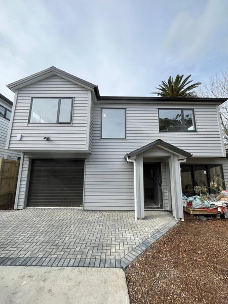4A Chalmers Street, Avondale, Auckland - Carousel 1