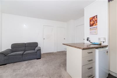 2/7 Begbie Place, Sandringham, Auckland - Carousel 2