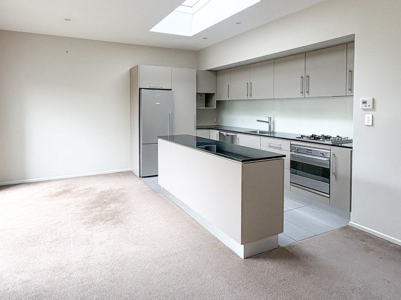 30 Rhodes Street, Merivale, Christchurch - Carousel 2
