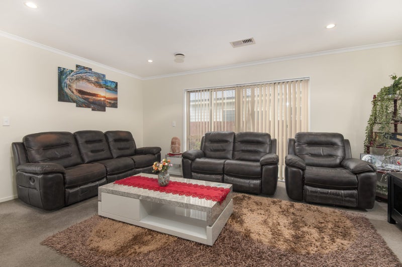 243 Mark Avenue, Grenada Village, Wellington - Carousel 2