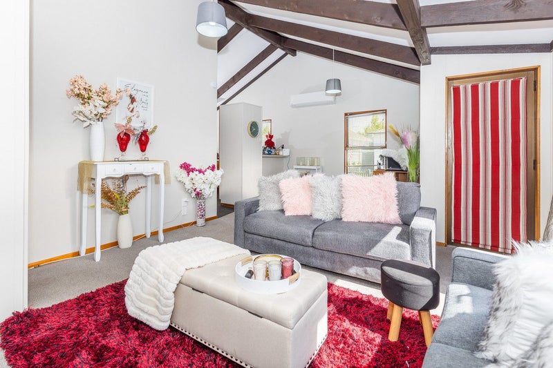 54B Claude Street, Fairfield, Hamilton - Carousel 1