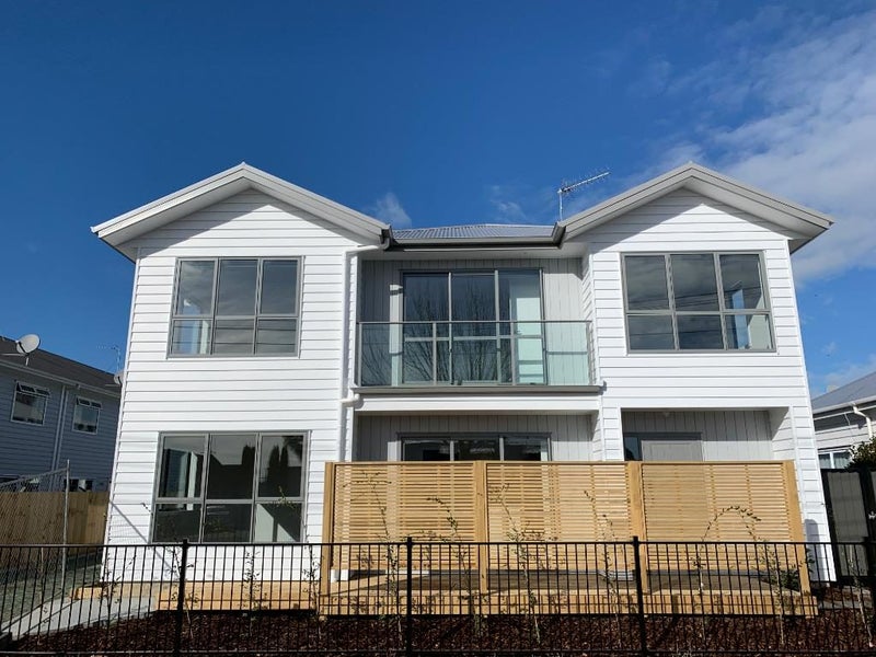 1/58 Wellington Street, Hamilton East, Hamilton - Carousel 1