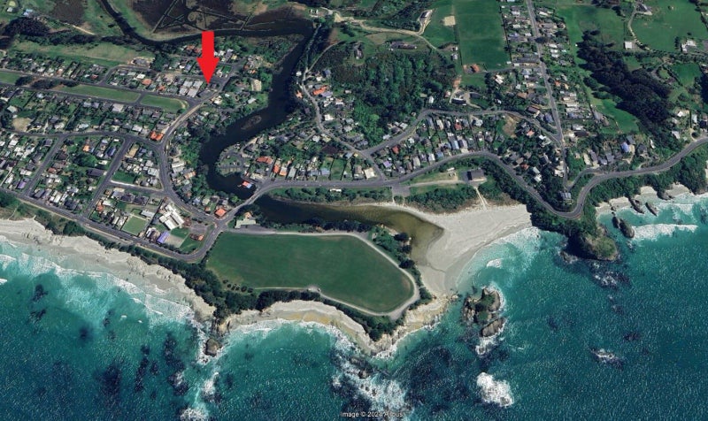 46 Bath Street, Brighton, Dunedin - Carousel 2