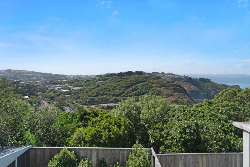 22D John Sims Drive, Broadmeadows, Wellington - Carousel 2