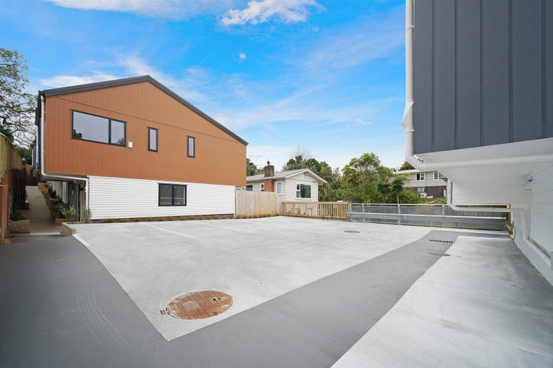 2/11 Stottholm Road, Titirangi, Auckland - Carousel 14