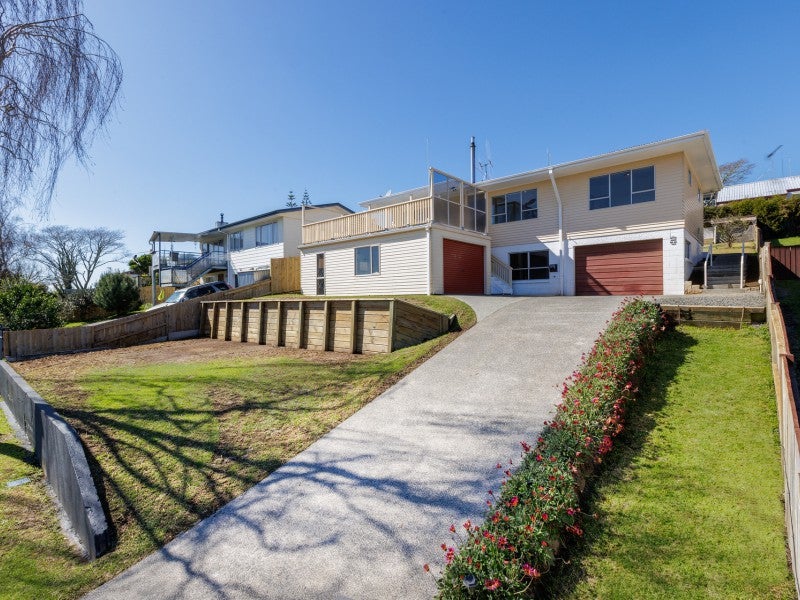 8 Laurence Street, Gate Pa, Tauranga - Carousel 1