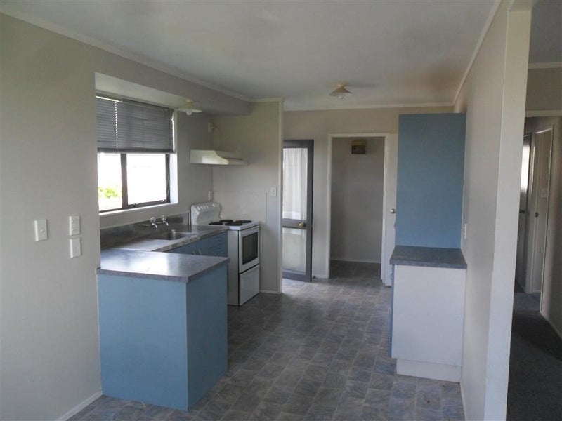 5 Jessica Court, Dinsdale, Hamilton - Carousel 2