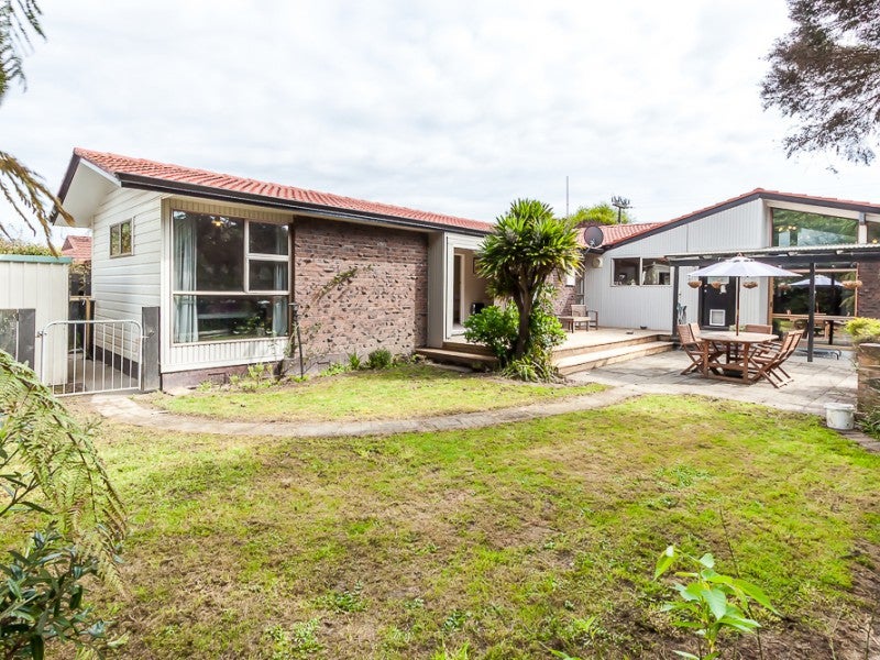 52 Slacks Road, Awapuni, Palmerston North - Carousel 20