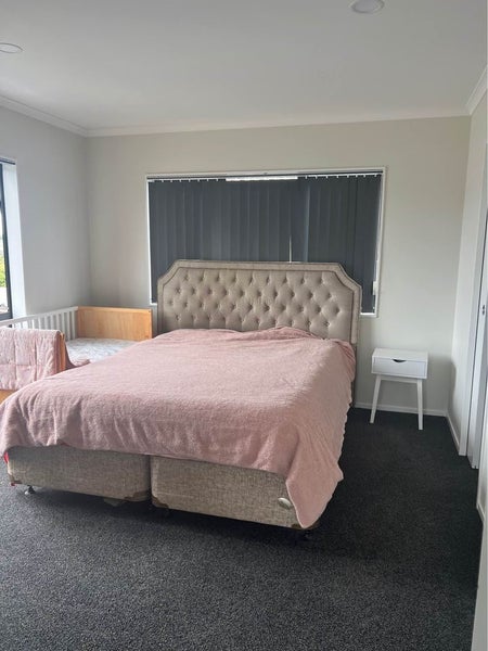 62 Lincoln Park Avenue, Massey, Auckland - Carousel 3