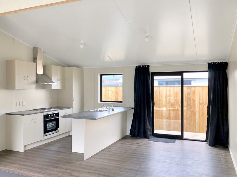 49A Hakeke Street, Whanganui East, Whanganui - Carousel 2
