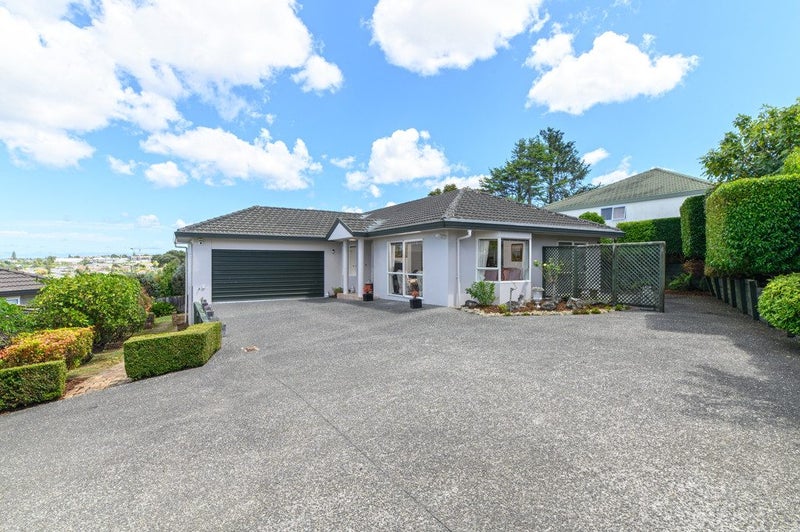3 Paua Place, Mount Roskill, Auckland - Carousel 1
