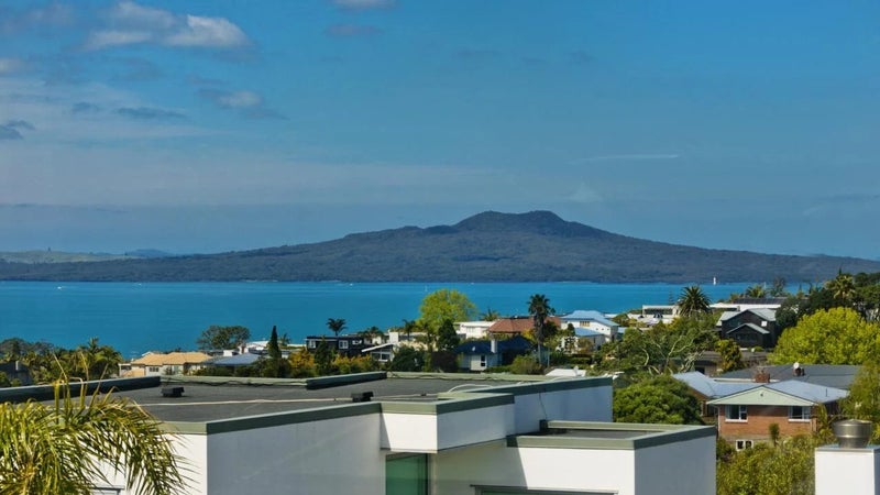 5A Aberdeen Road, Castor Bay, Auckland - Carousel 14