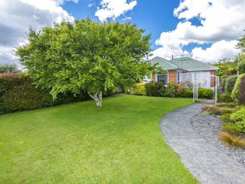 542 Fergusson Drive, Trentham, Upper Hutt - Carousel 2