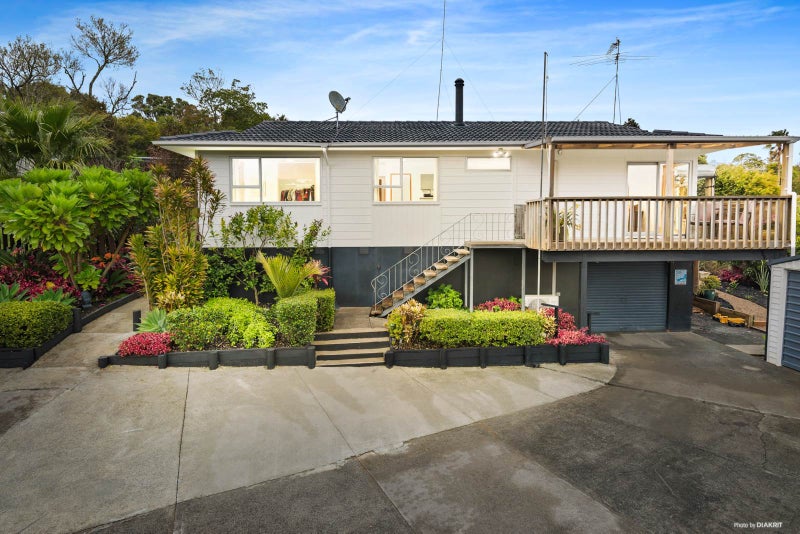 35 Spinella Drive, Bayview, Auckland - Carousel 1
