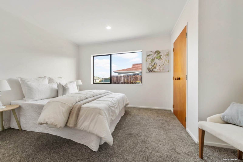 2/14 Sturges Road, Henderson, Auckland - Carousel 2