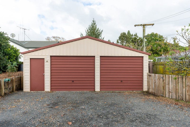 4B Park Terrace, Hamilton Central, Hamilton - Carousel 2