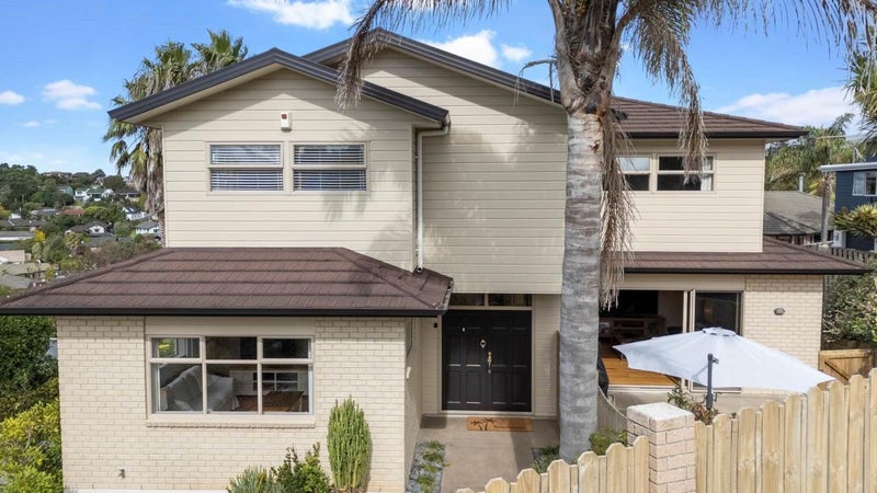 25 Caversham Drive, Torbay, Auckland - Carousel 1