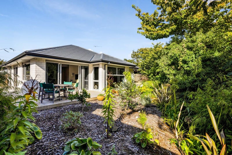 9 Mackillop Way, Brooklands, New Plymouth - Carousel 2