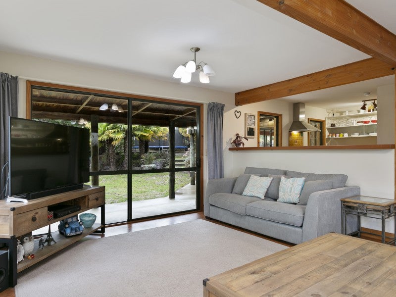 6 Astelia Way, Waipahihi, Taupo - Carousel 2
