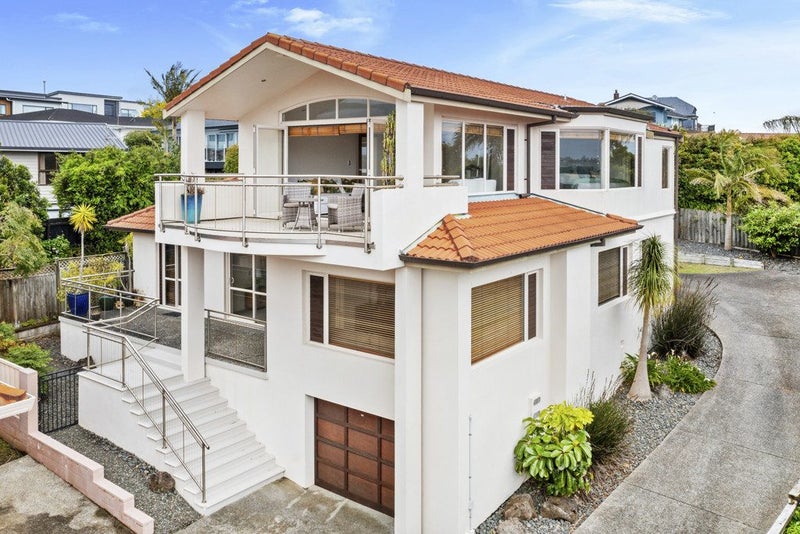 1/25 Devon Road, Bucklands Beach, Auckland - Carousel 1