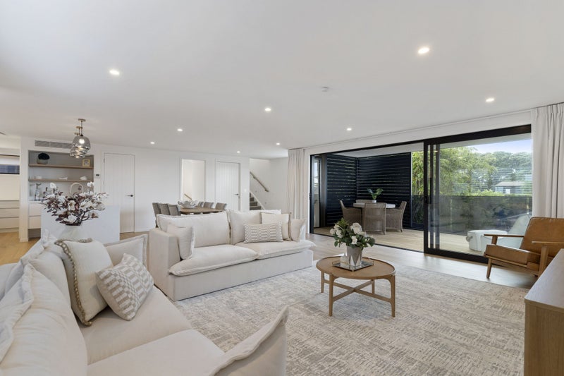 10B Montrose Terrace, Mairangi Bay, Auckland - Carousel 2