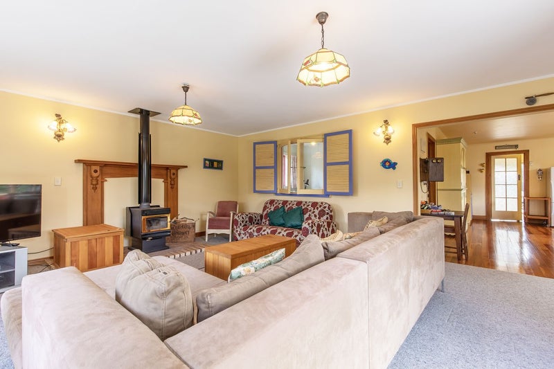 33 Te Heuheu Parade, TAURANGA TAUPO, TURANGI - Carousel 2