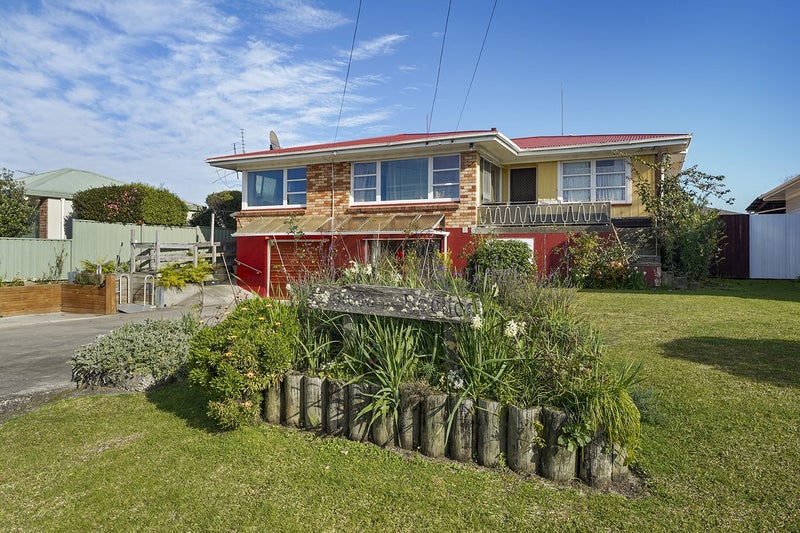 24 Springfield Crescent, Enderley, Hamilton - Carousel 2