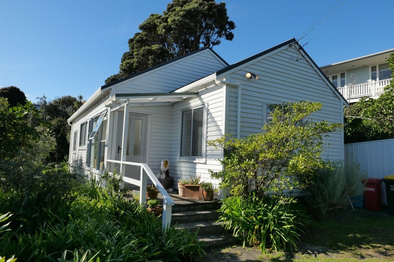 13 Kainui Road, Raumati South, Paraparaumu - Carousel 2