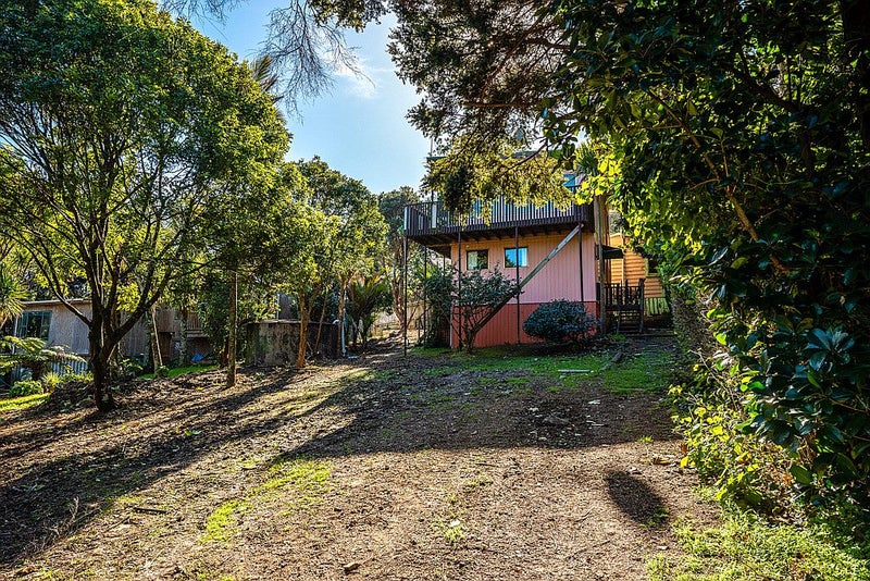 6 Potai Street, Ostend, Waiheke Island - Carousel 37