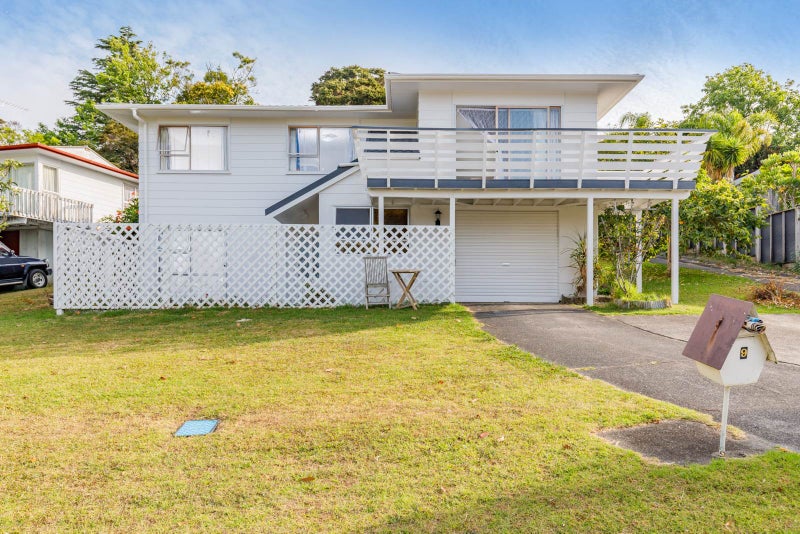 9 Bonito Place, Bayview, Auckland - Carousel 1