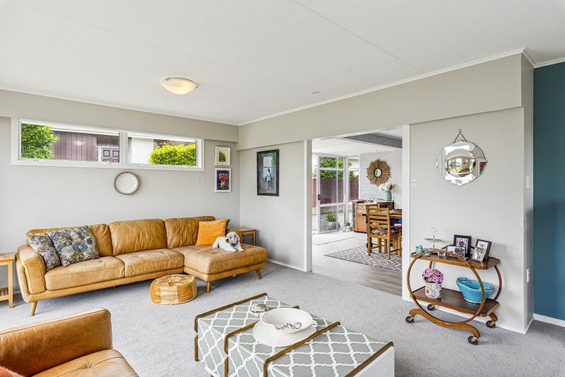 66 Gray Avenue, Paraparaumu Beach, Paraparaumu - Carousel 2
