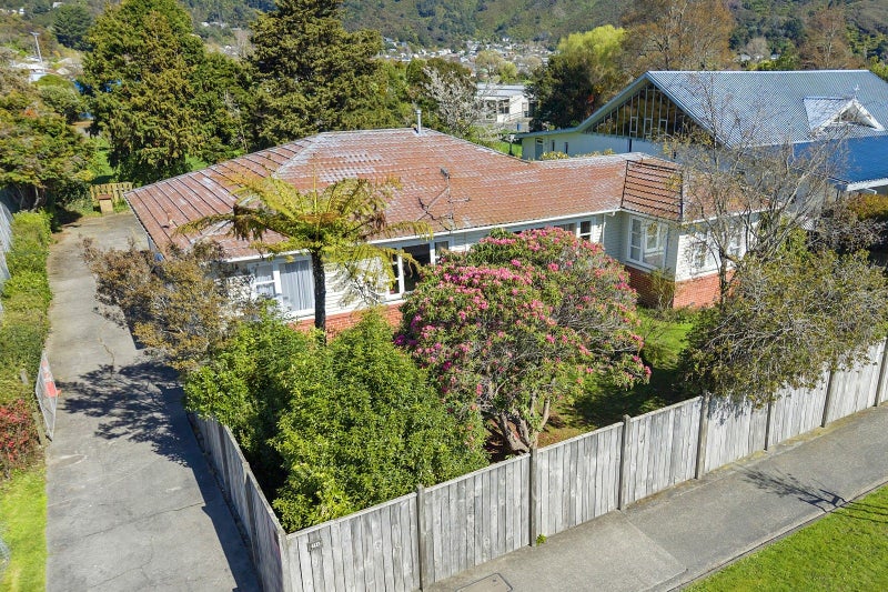 194 Naenae Road, Naenae, Lower Hutt - Carousel 2
