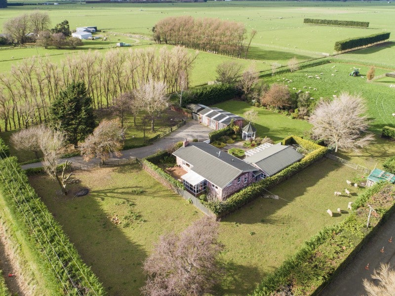 297 Oroua Road, Palmerston North - Carousel 26