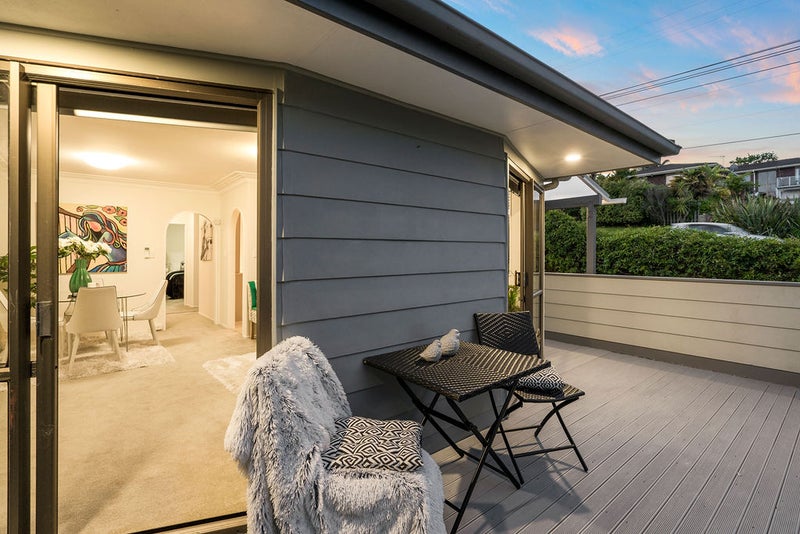 2/2 Rock Isle Road, Torbay, Auckland - Carousel 2