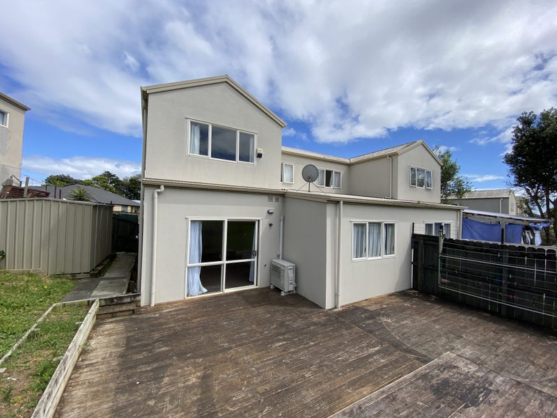 11 Serenity Place, Otara, Auckland - Carousel 2
