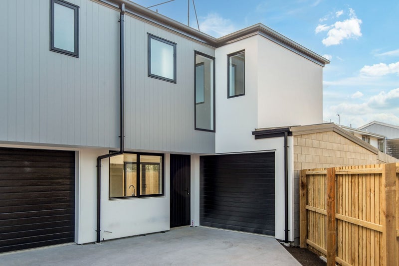 2/20 Inglis Street, Phillipstown, Christchurch - Carousel 1