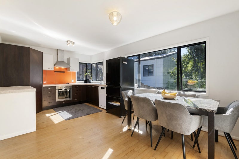 2/19 Fordham Street, Beach Haven, Auckland - Carousel 2