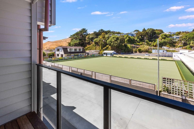 2/7 Grays Road, Plimmerton, Porirua - Carousel 16