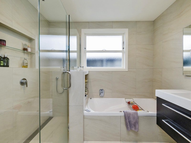 10 Edwards Place, Terrace End, Palmerston North - Carousel 18