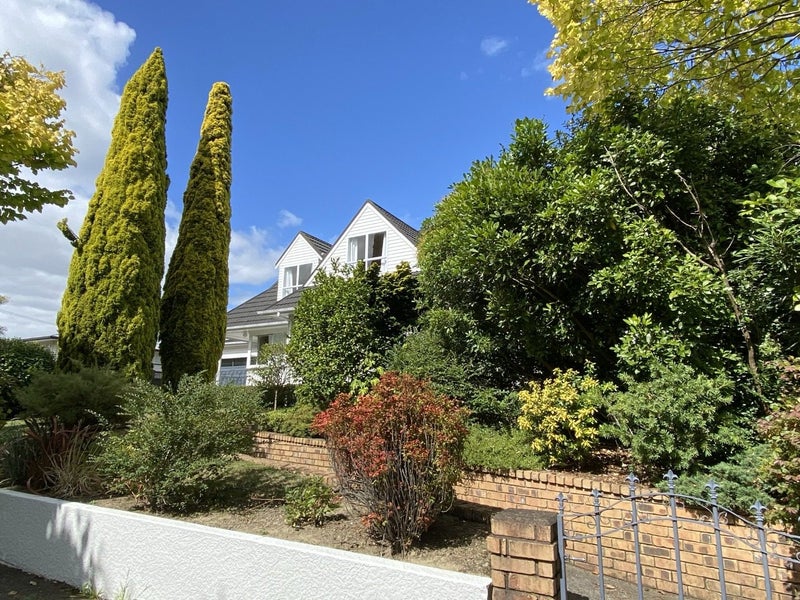 18 Churchill Avenue, Hokowhitu, Palmerston North - Carousel 17