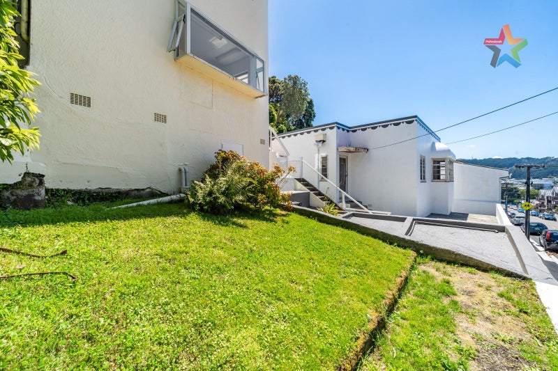 64 Rolleston Street, Mount Cook, Wellington - Carousel 2